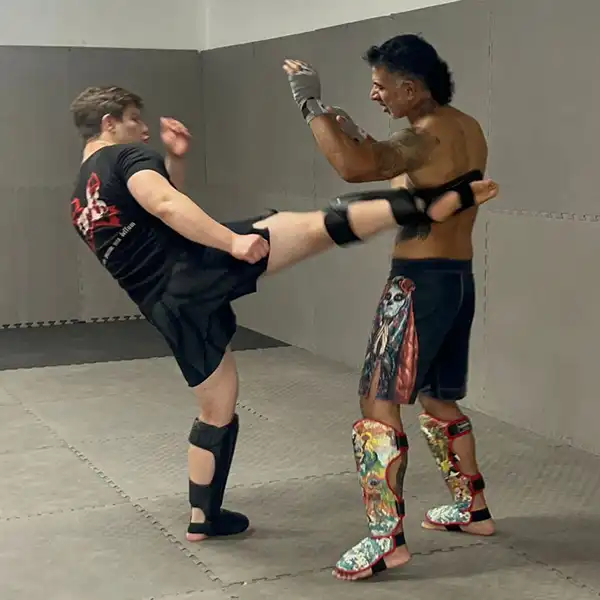 אומנויות לחימה MMA - 3 אימון אישי